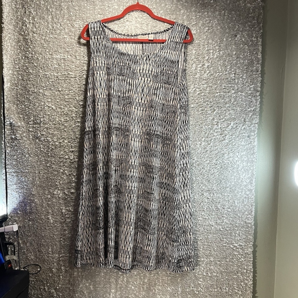 Chico's Easywear Sleeveless Shift Tank Dress 2 L Polyester Vacation Beach Preppy